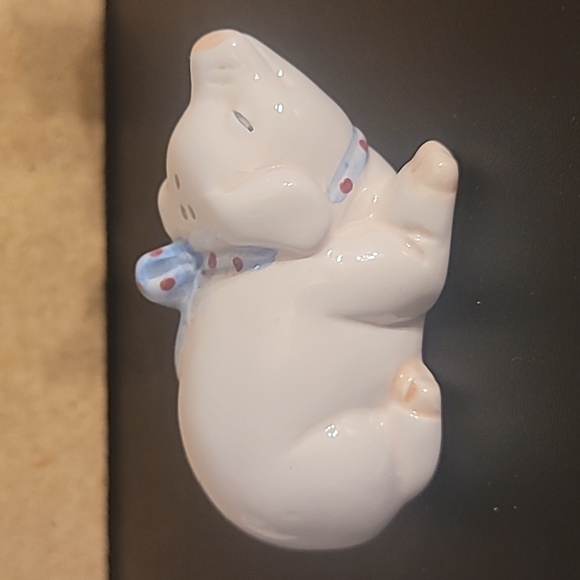 Vintage Pig Salt & Pepper Shakers - Picture 4 of 13